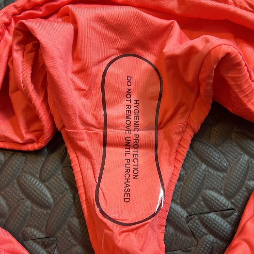 Patagonia Sunamee Swim Bottoms- Size L color Ripple Coral - Picture 5 of 7